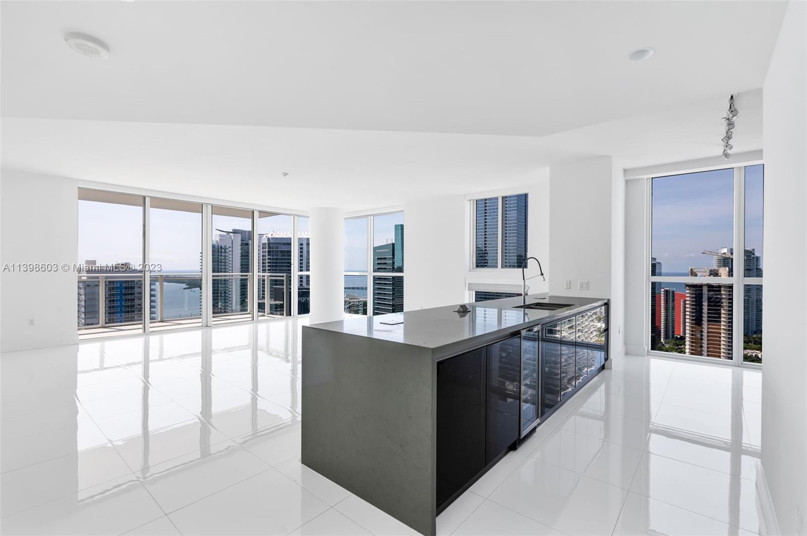 THE BOND (1080 BRICKELL) - Residential