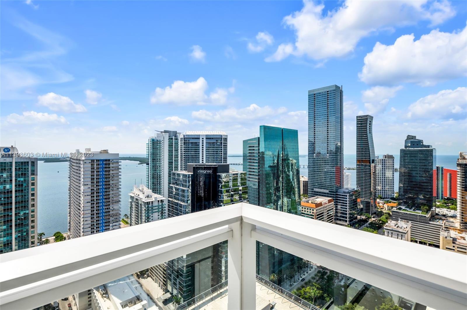THE BOND (1080 BRICKELL) - Residential