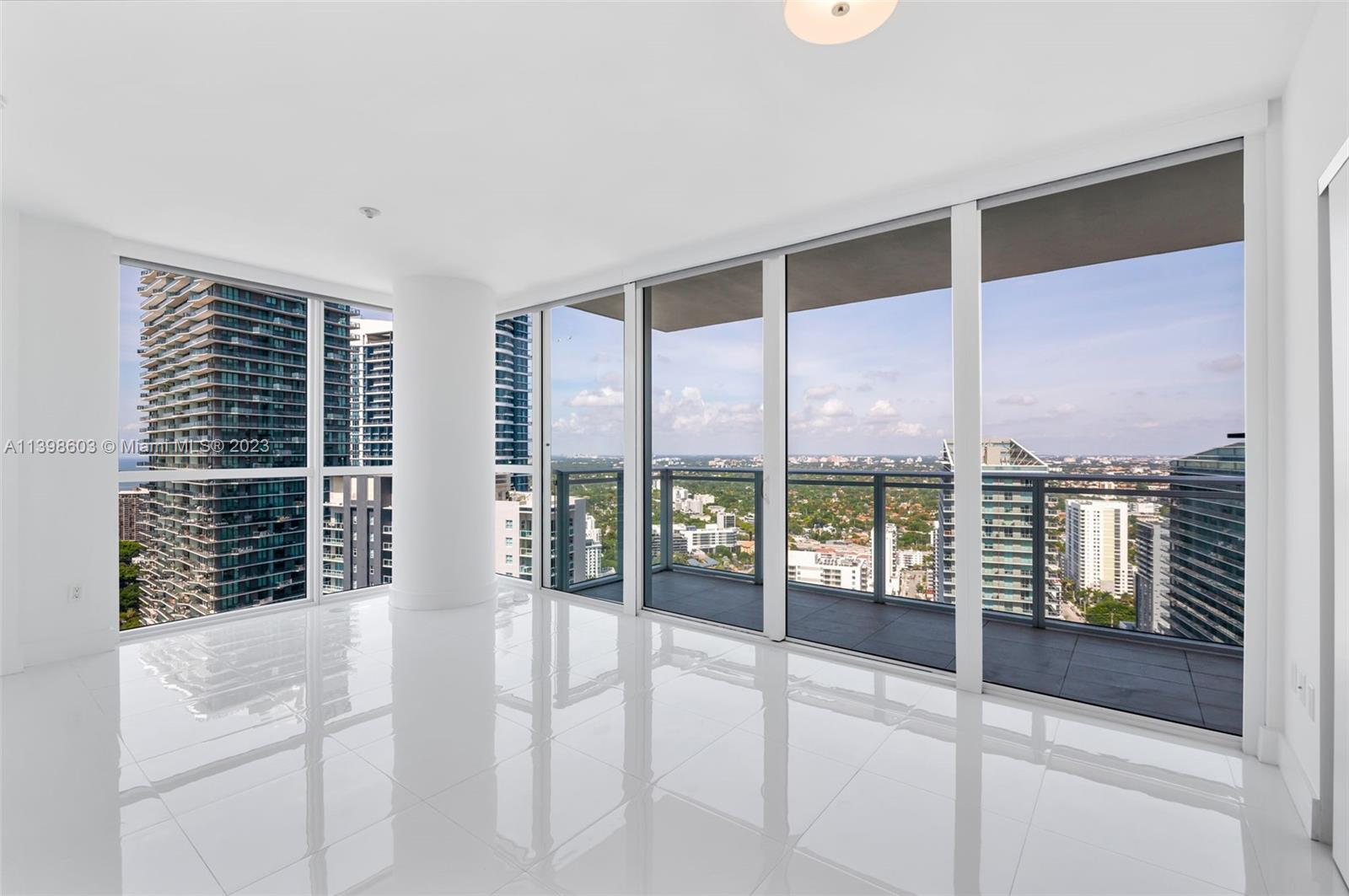 THE BOND (1080 BRICKELL) - Residential