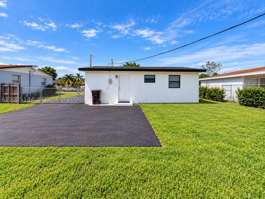 Photo of 1326 8th St #0, West Palm Beach, FL 33401 (MLS # A12085144)