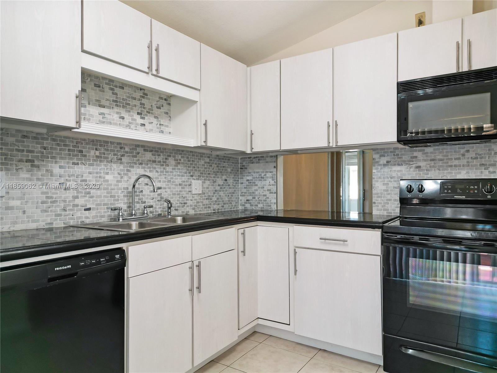 114 Essex Rd 1-36