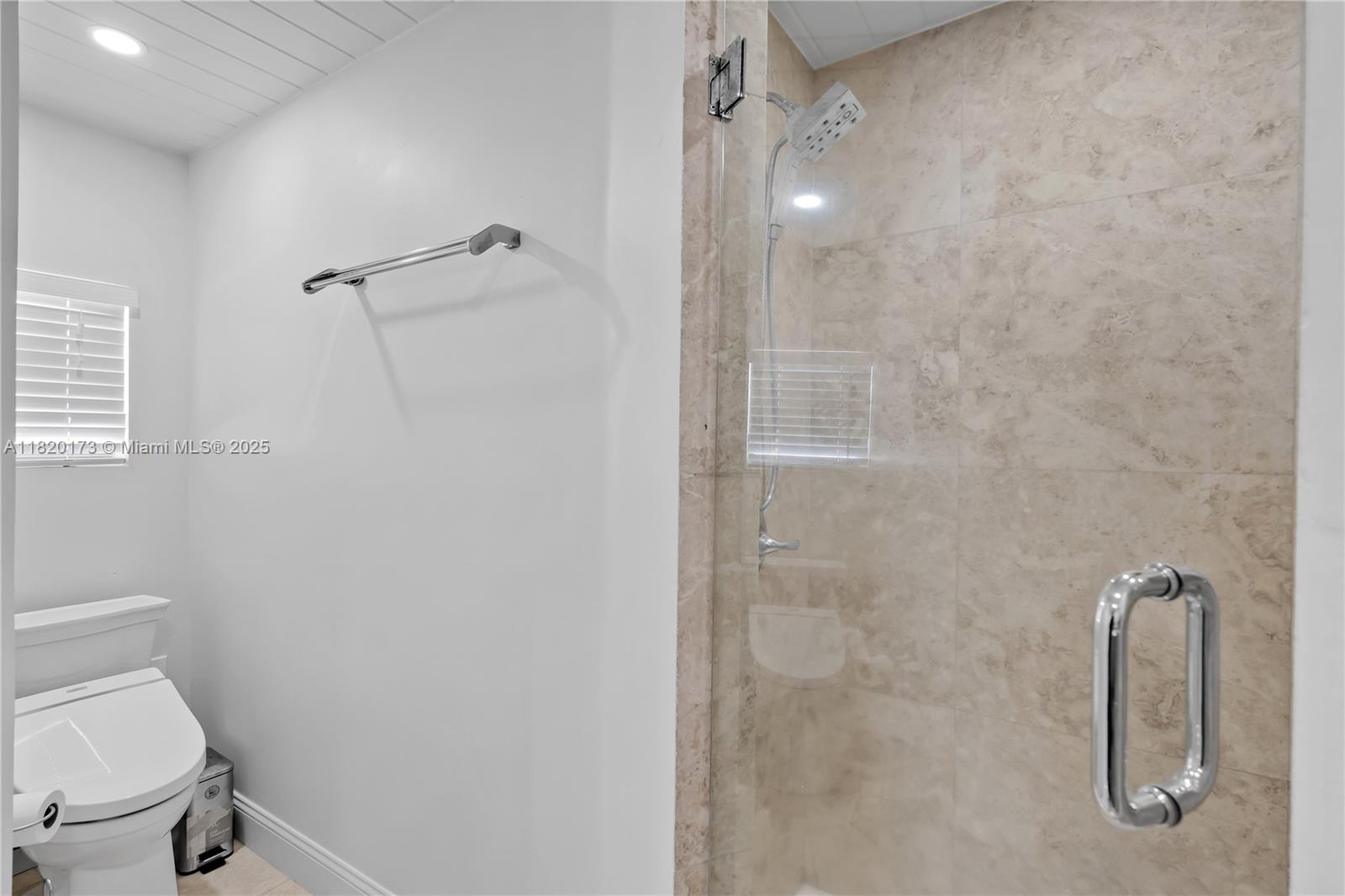 LAKE SURPRISE ESTATES - Residential