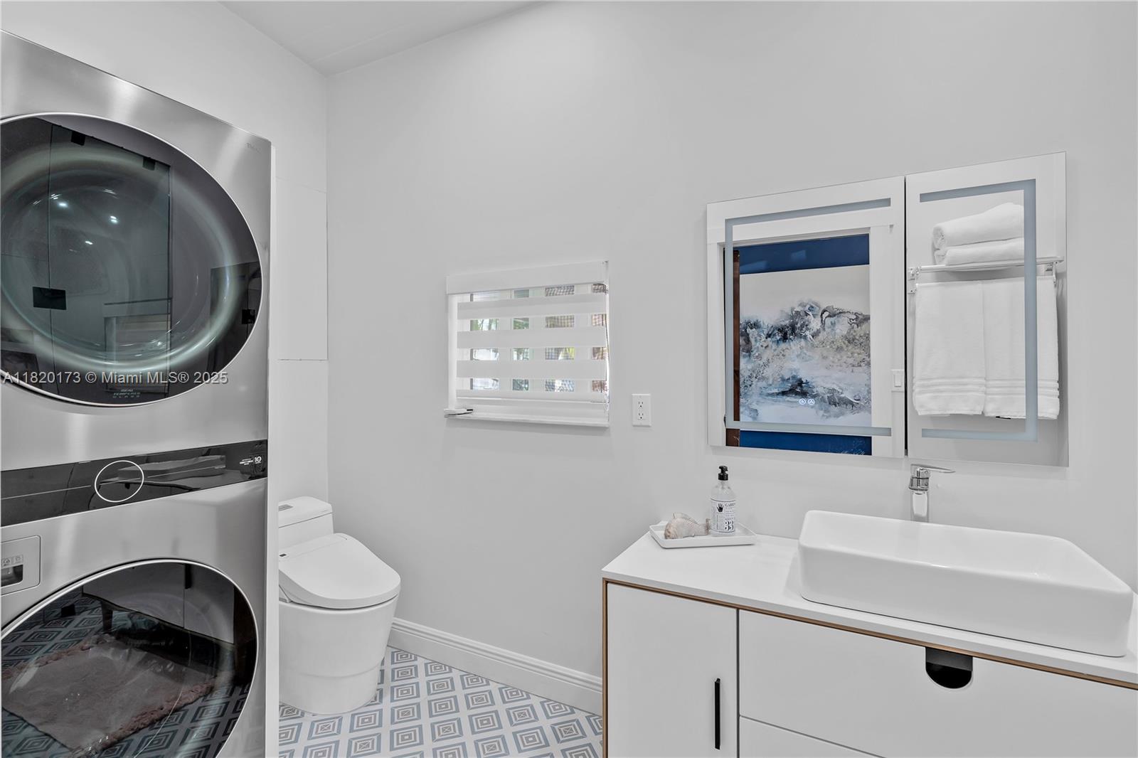 LAKE SURPRISE ESTATES - Residential