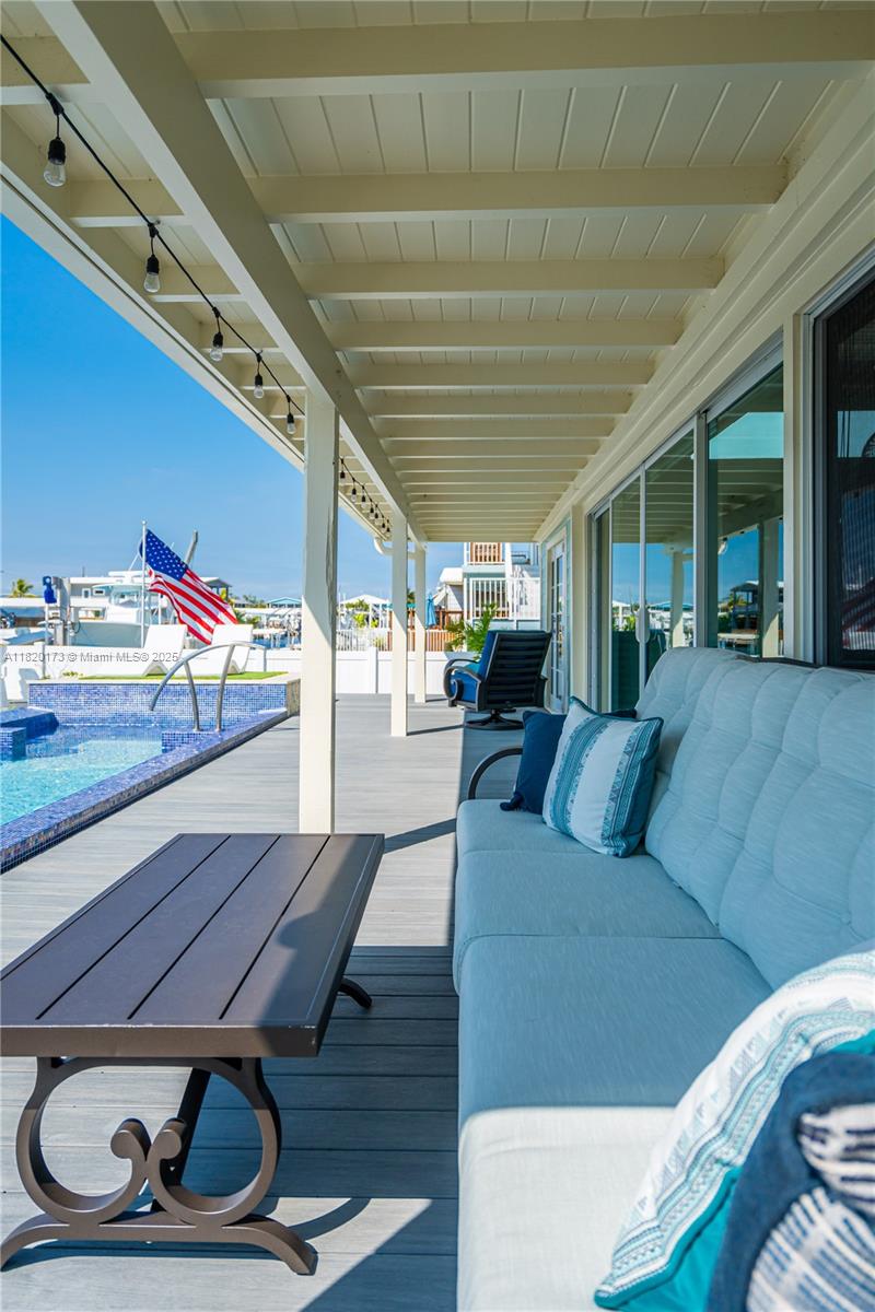 LAKE SURPRISE ESTATES - Residential