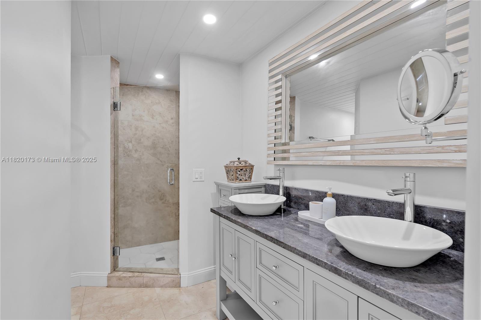 LAKE SURPRISE ESTATES - Residential