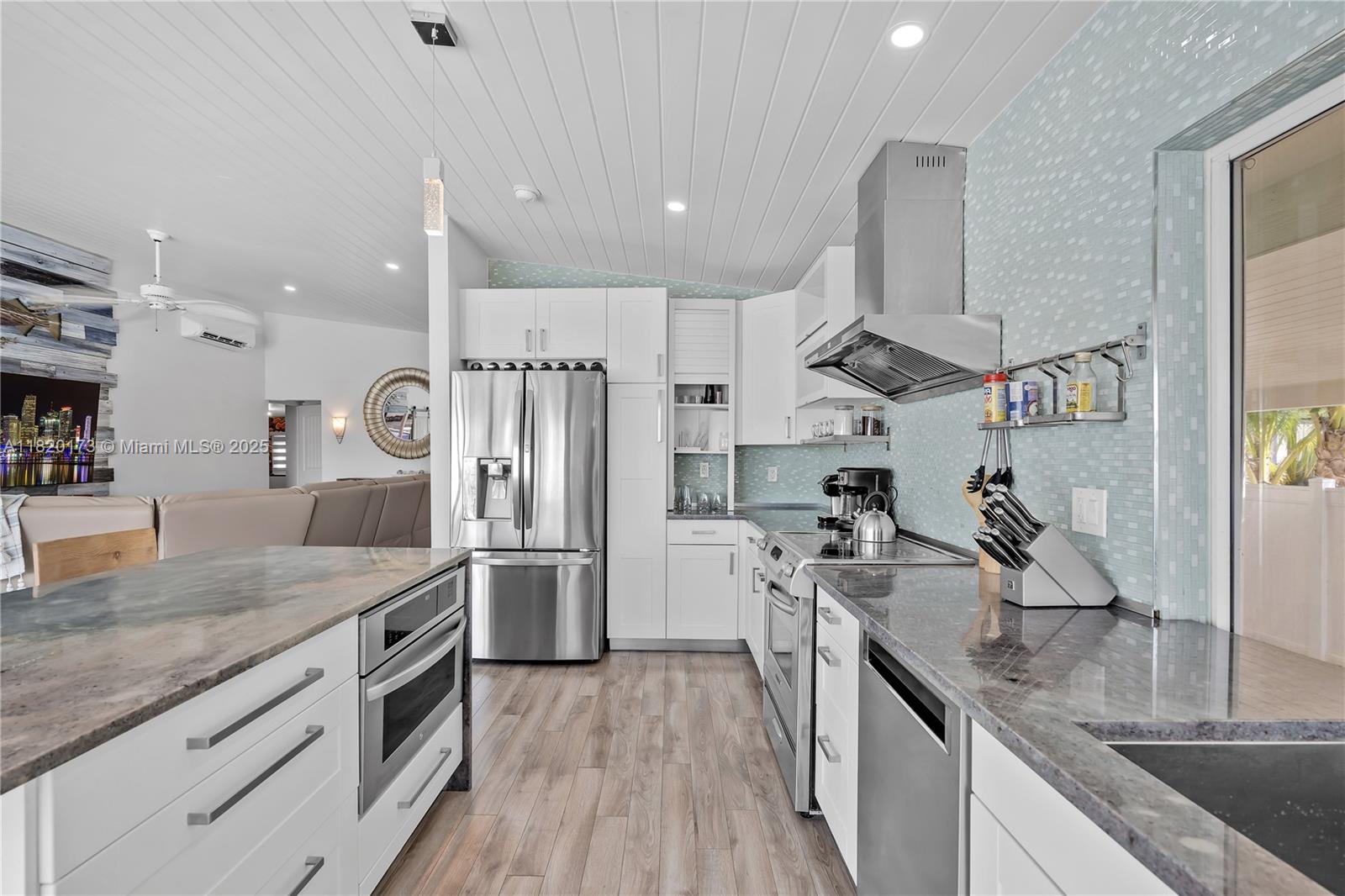 LAKE SURPRISE ESTATES - Residential