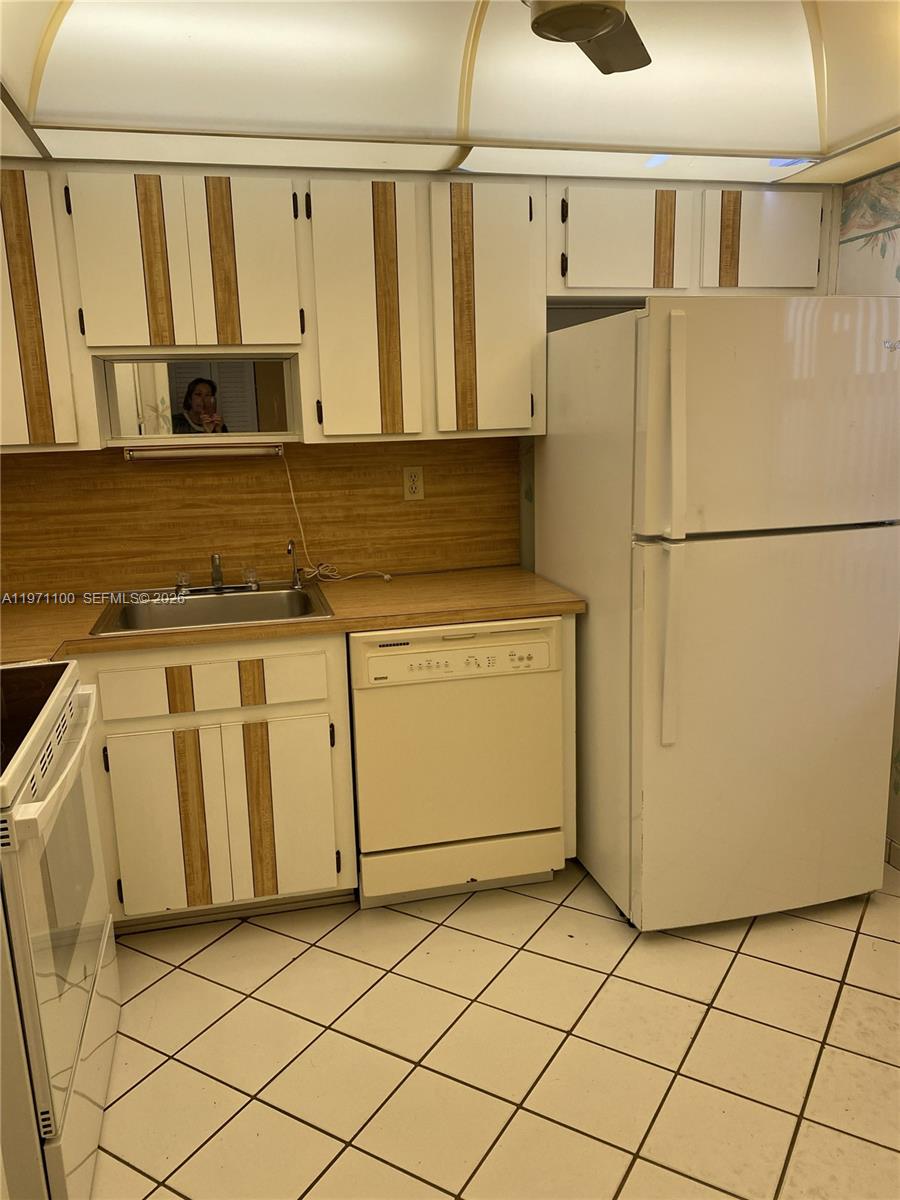 BYRON BAY CONDO - Residential