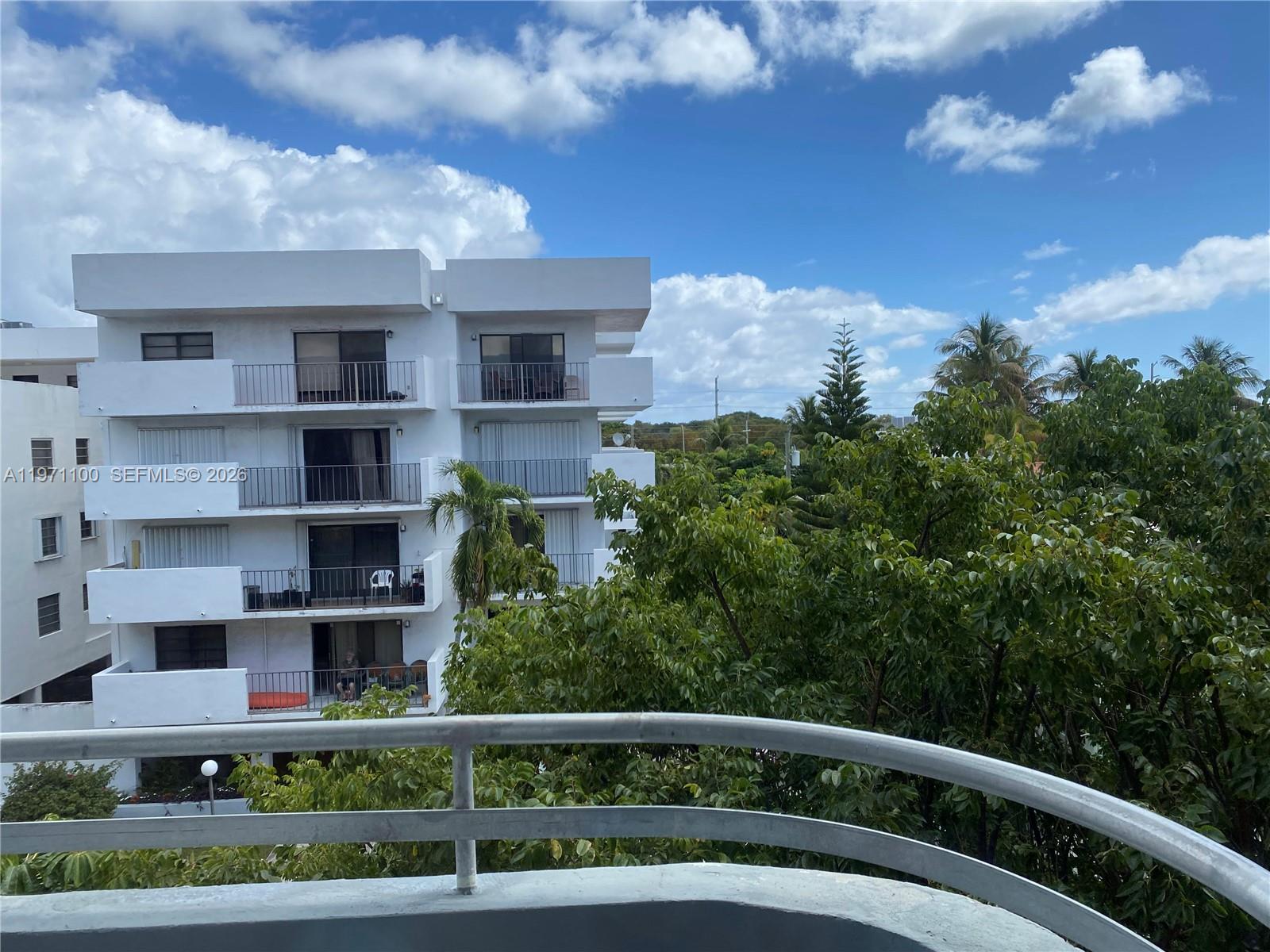 BYRON BAY CONDO - Residential