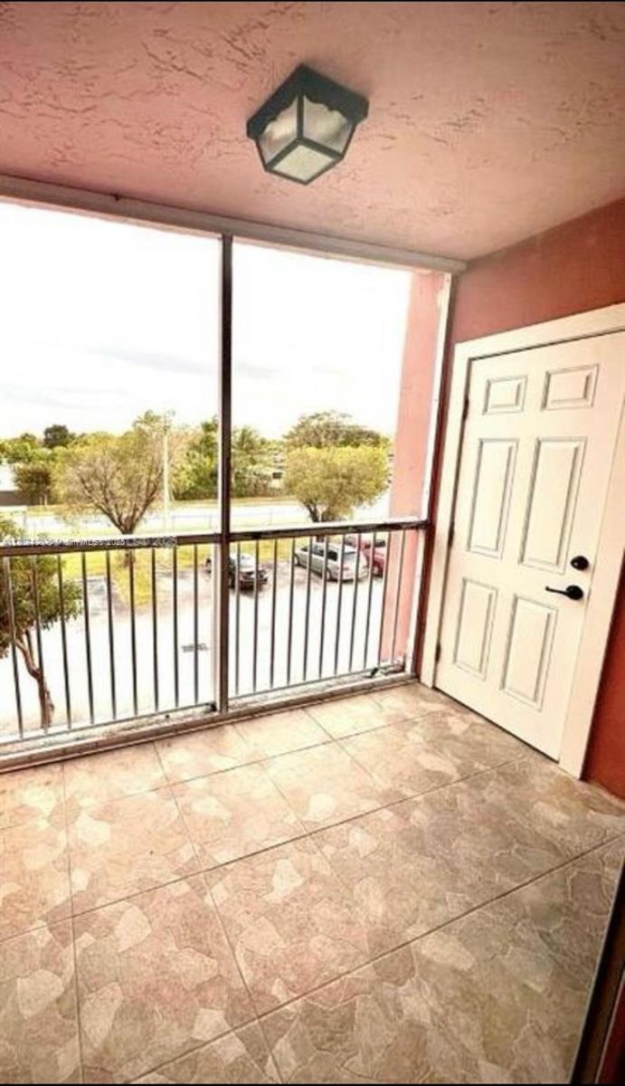 19851 SW 114th Ave 302