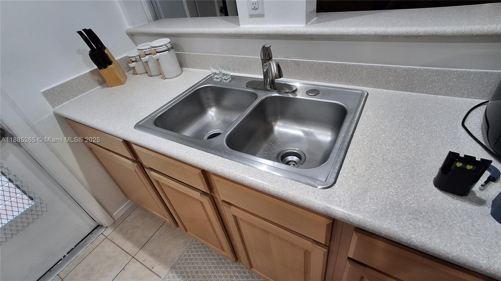 BUCKINGHAM CONDO - Residential Lease