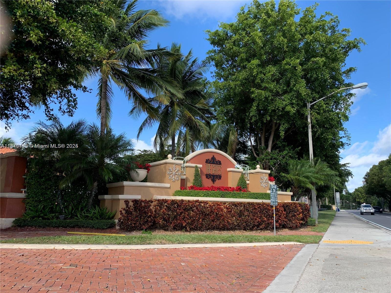 THE GATES AT DORAL ISLES - Residential