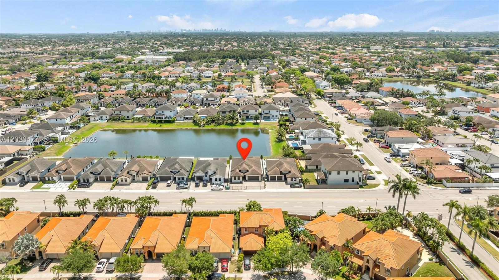 CYPRESS LAKE - Residential