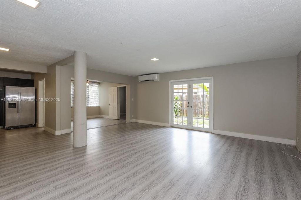 Photo of 1185 Arizona Ave, Fort Lauderdale, FL 33312 (MLS # A11821993)
