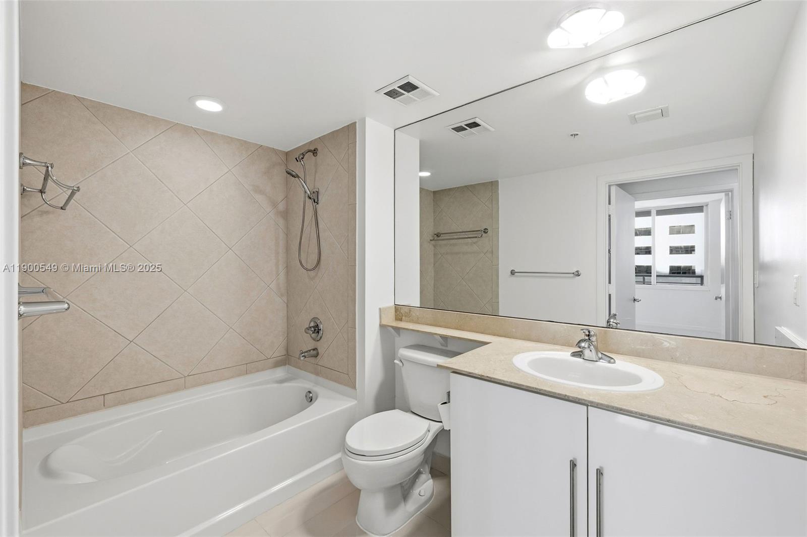 ONE MIAMI EAST CONDO - Residential