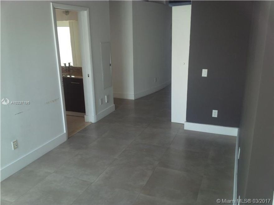 Unic 2 bedroom + den unit at Uptown Marina Lofts. Hip and well maintained building in the heart of Aventura. Unit features high ceilings, porcelain floors throughout, built-out closets, and over-sized terraces. rooms enclosures and two oversize terraces. Unit is located on the amenities level and it gives a house like felling. Amazing amenities including tennis court and baseball court. Come and see it, you will love it.