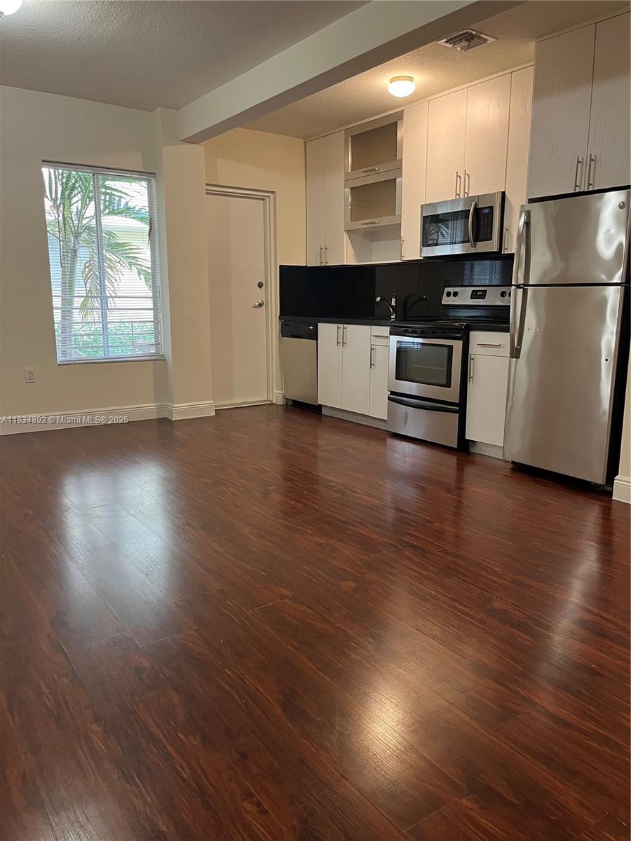 Residence surrounded by mansions and amenities. Two bedrooms Two bathrooms apartment with wood cabinets and black granite kitchen, stainless steel appliances Wood floor, washing/dryer machine inside the unit, and much more. Short walk to shops on 41st street, restaurants, and beaches. Minutes to highways, Downtown, and South Beach. **** UNIT READY TO MOVE IN **** SAME DAY APPROVAL **** 27.00 APPLICATION FEE ****
