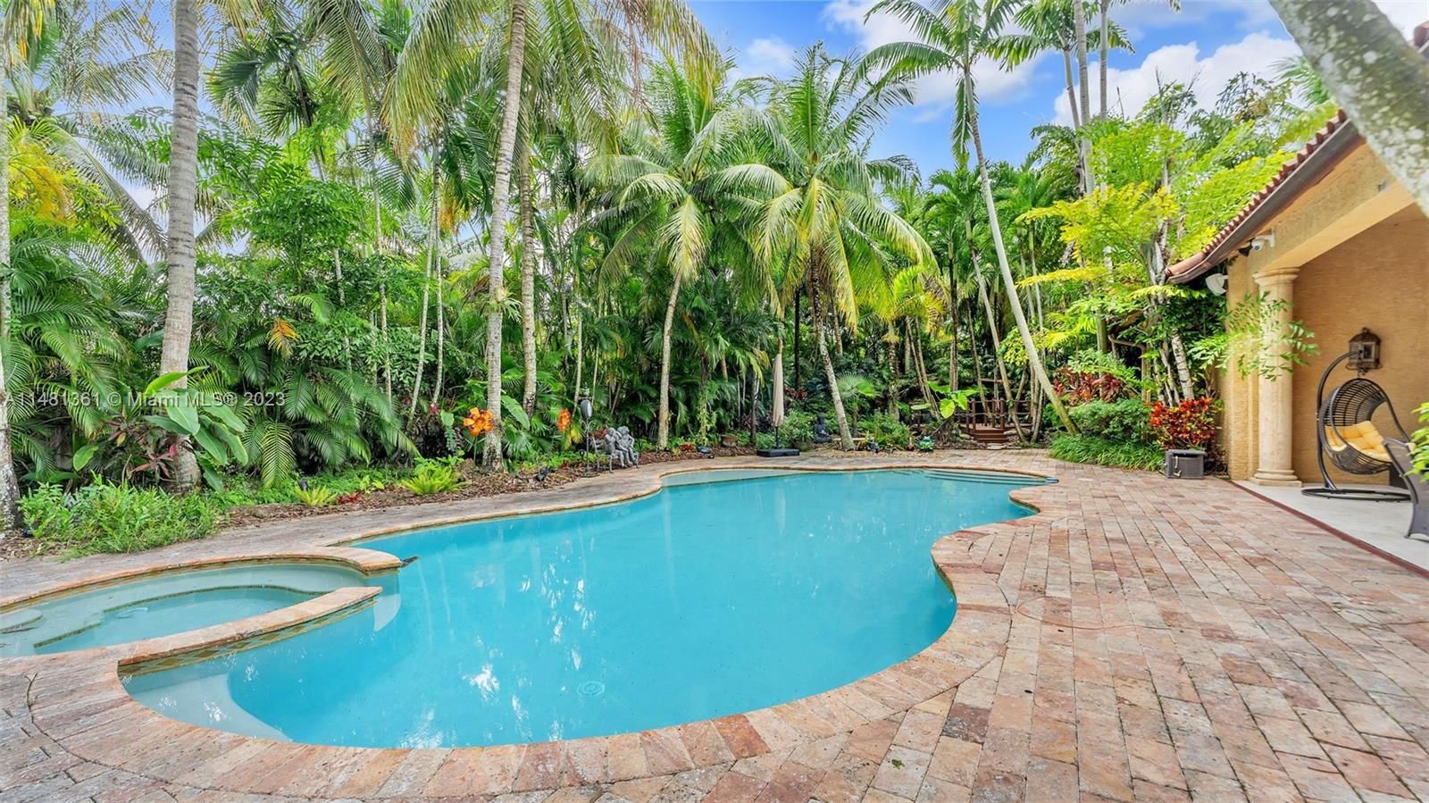 AMBIENCE ESTATES - Residential