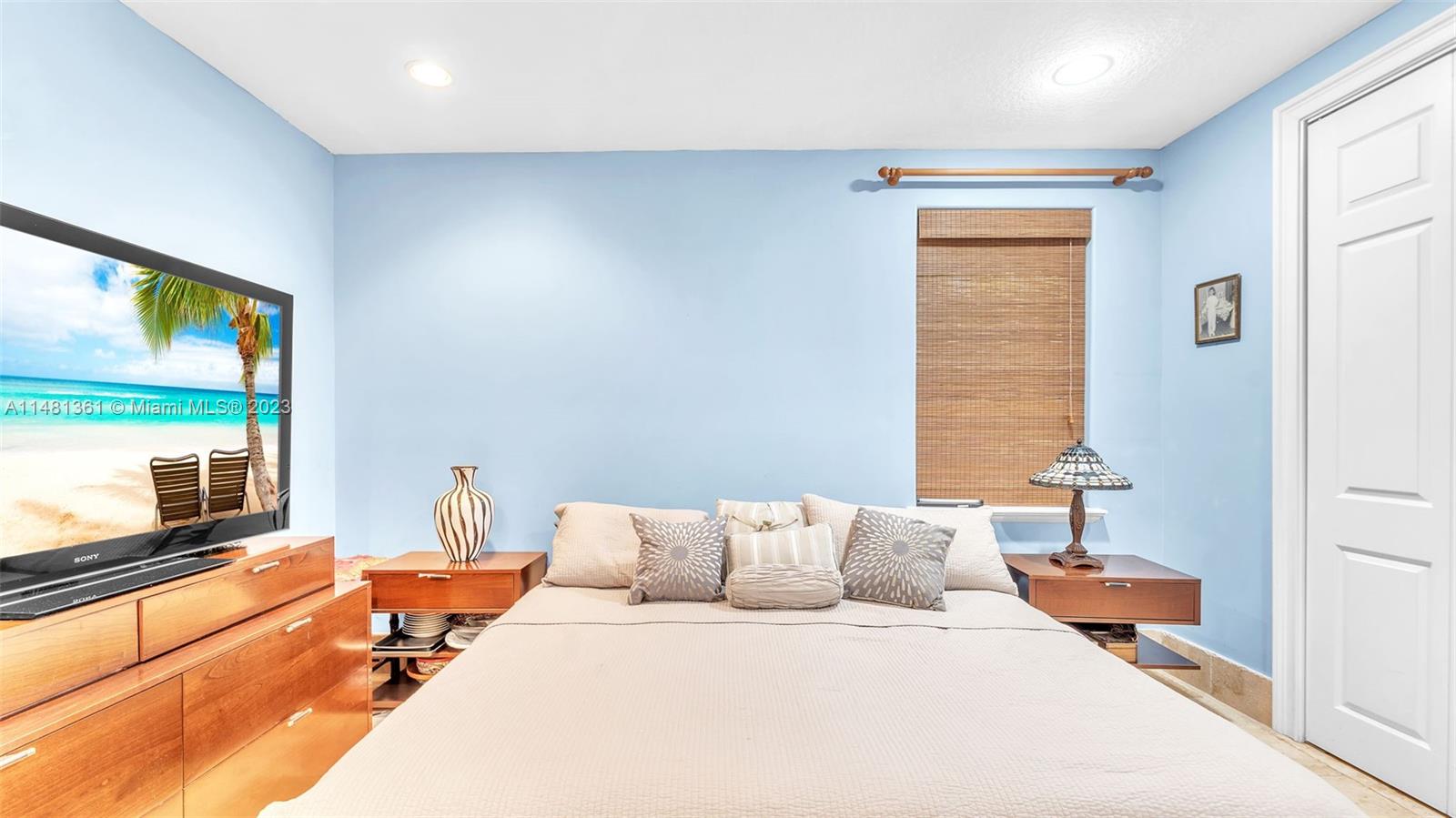 AMBIENCE ESTATES - Residential