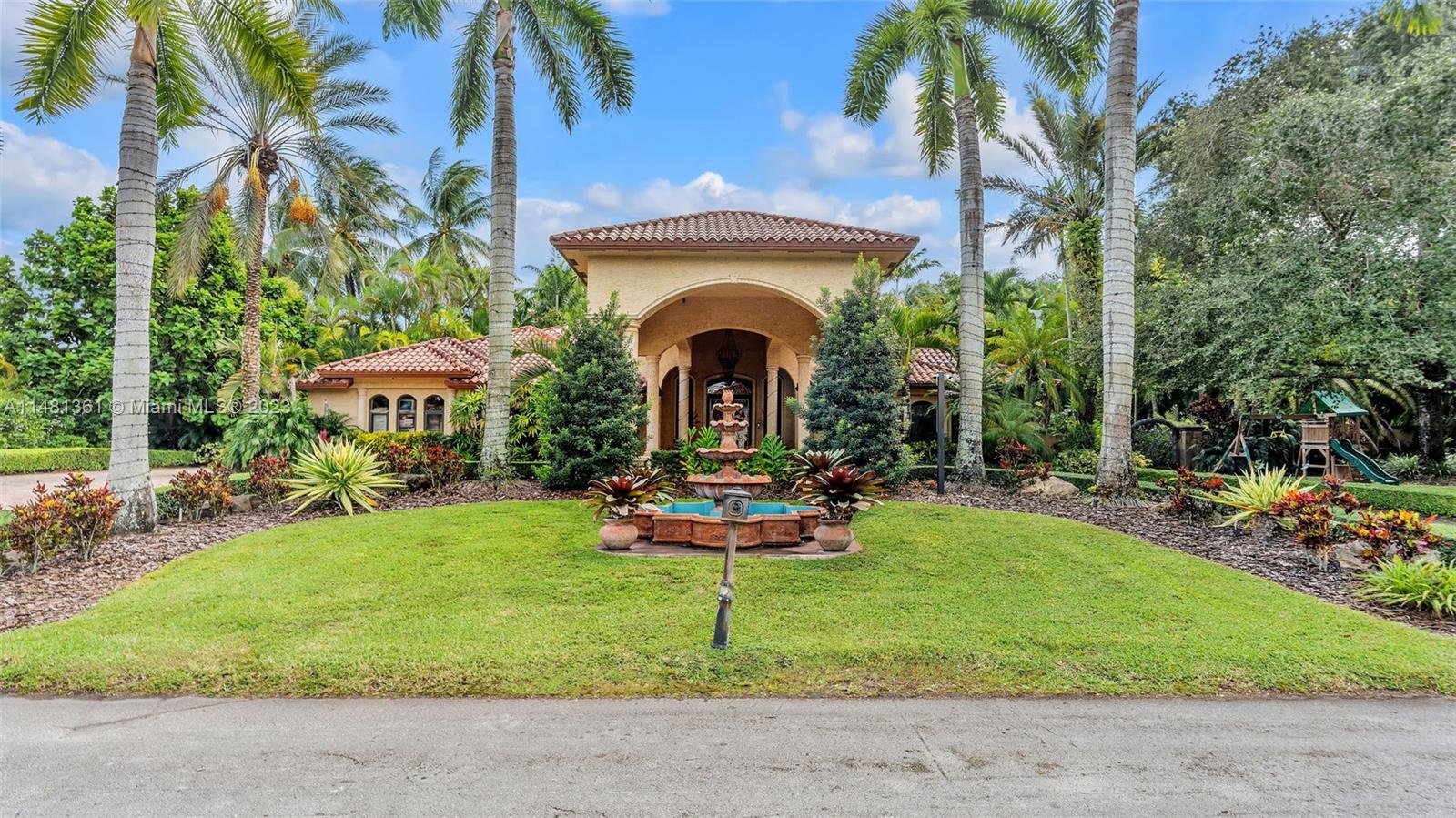 AMBIENCE ESTATES - Residential