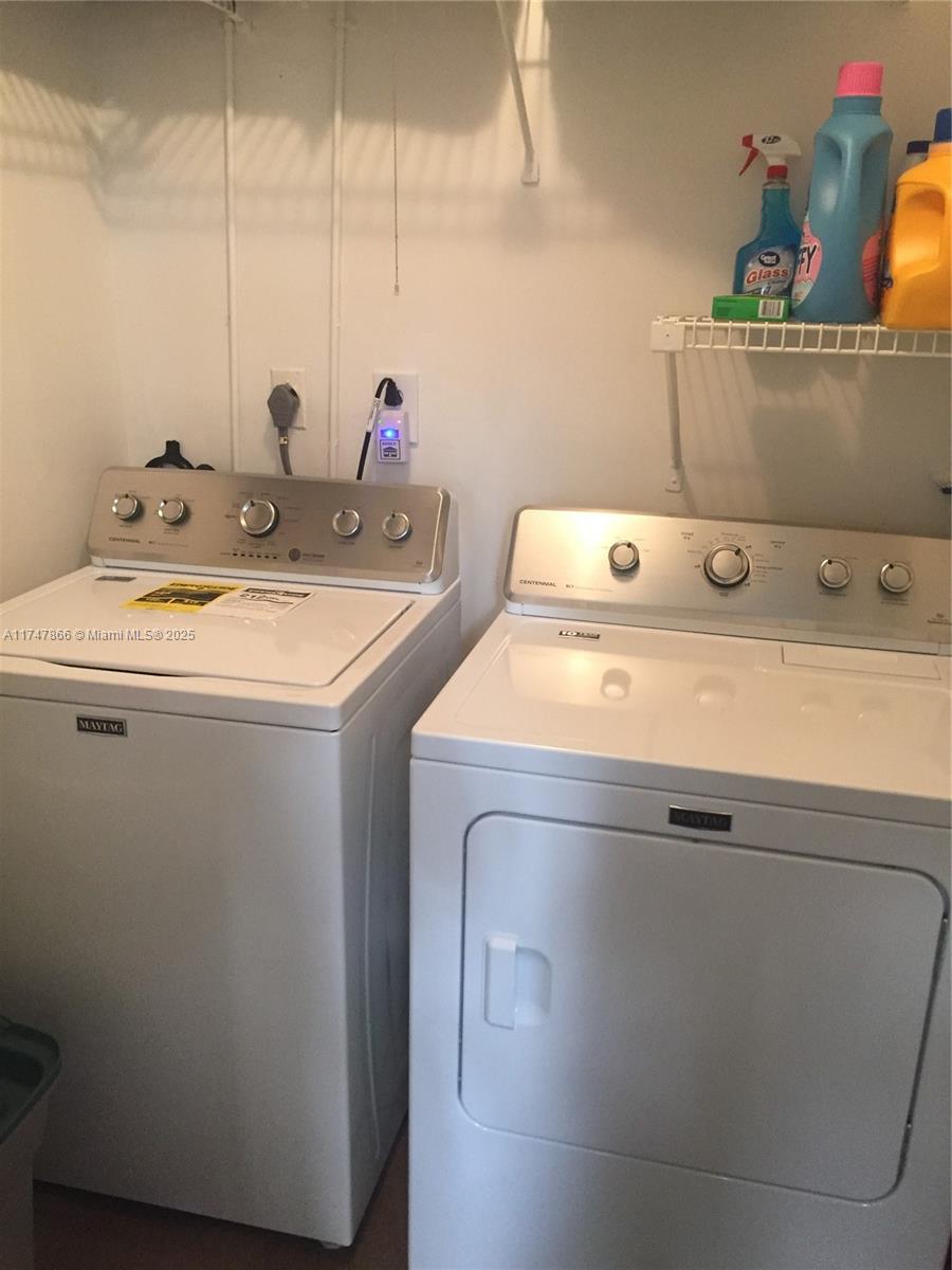 KINGS POINT SAXONY CONDOS - Residential Lease