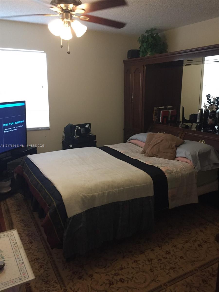 KINGS POINT SAXONY CONDOS - Residential Lease