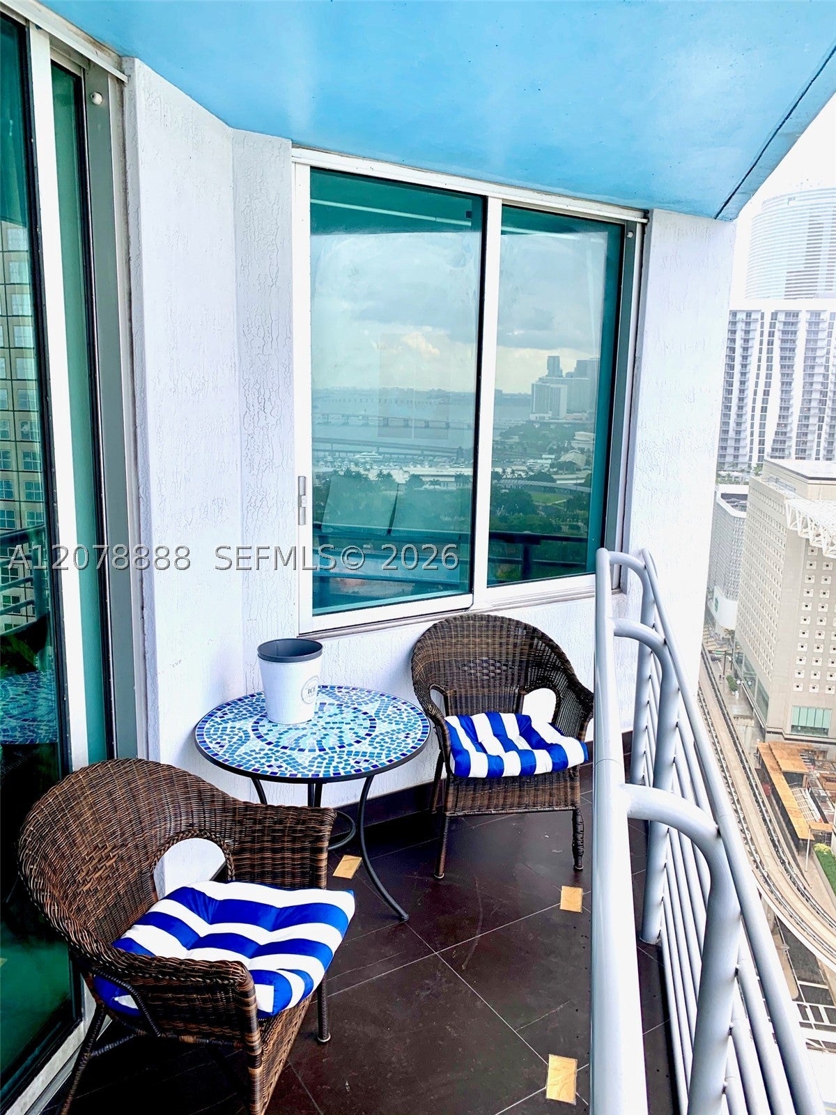 325 S Biscayne Blvd 2714