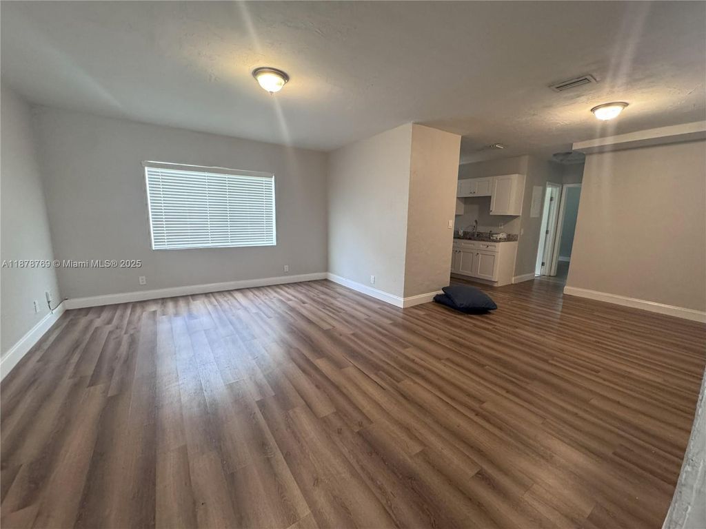 Photo of 1031 NW 13th St, Fort Lauderdale, FL 33311 (MLS # A11878769)