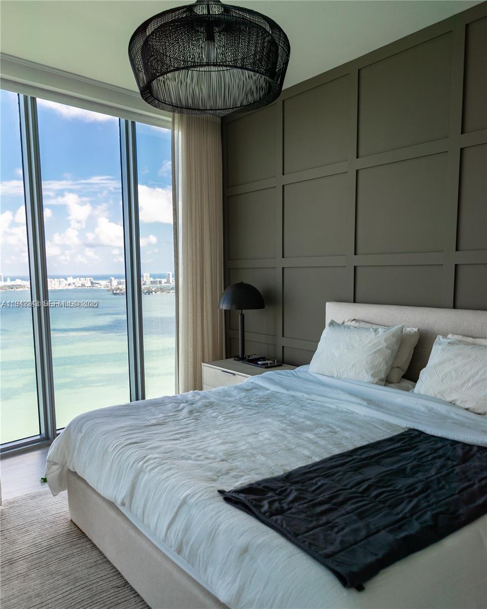 BISCAYNE BEACH CONDO - Residential Lease