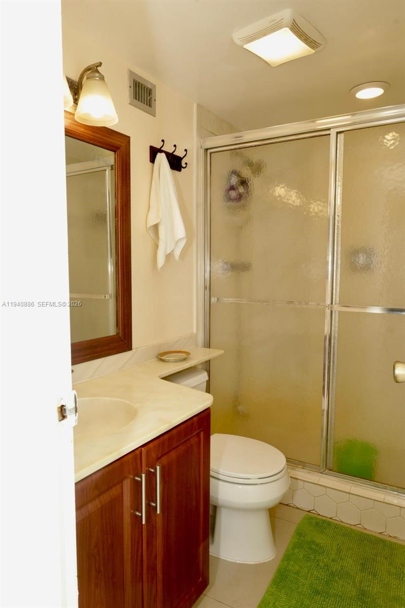 GREENS OF INVERRARY PHASE - Residential