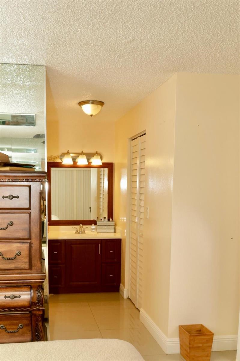 GREENS OF INVERRARY PHASE - Residential