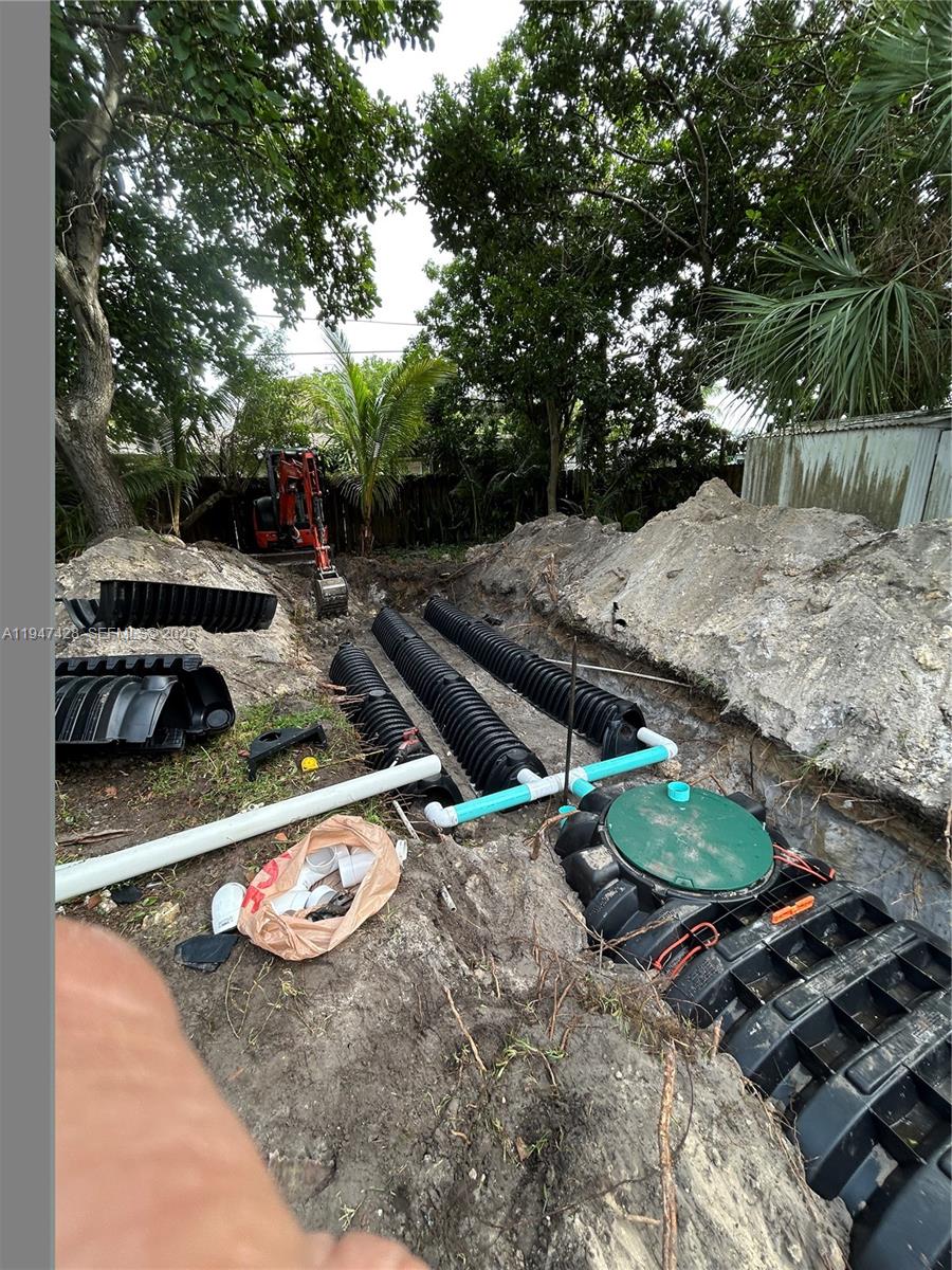 MIC-LIL ESTATES - Residential