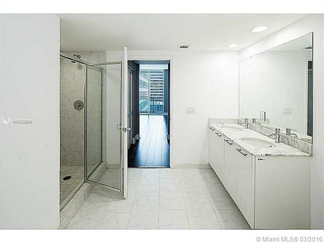 Plaza 851 Brickell Condo - Residential Lease