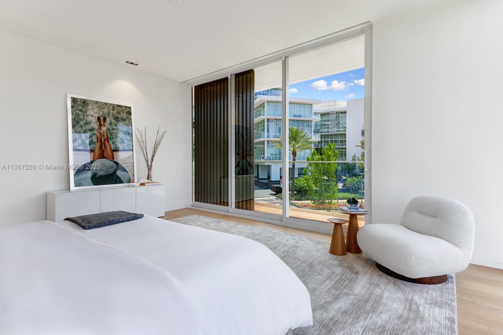 Ritz Carlton Residences - Residential