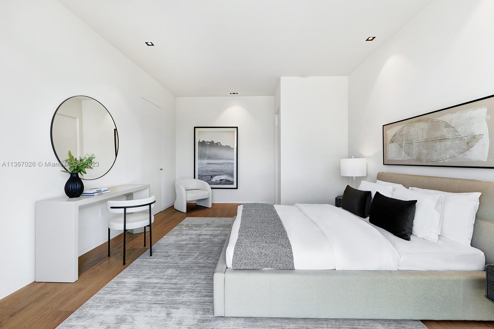 Ritz Carlton Residences - Residential