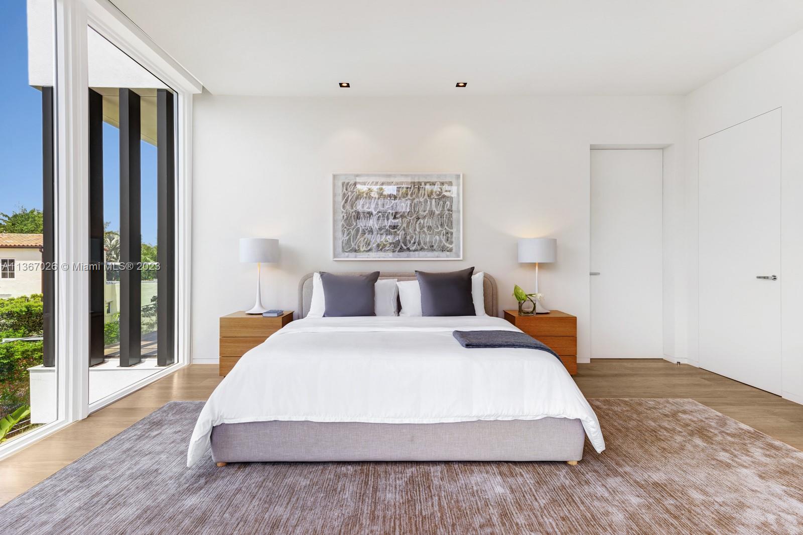 Ritz Carlton Residences - Residential