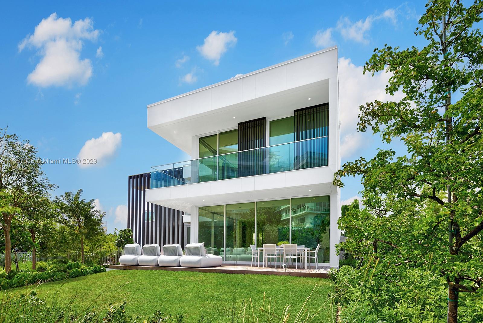 Ritz Carlton Residences - Residential