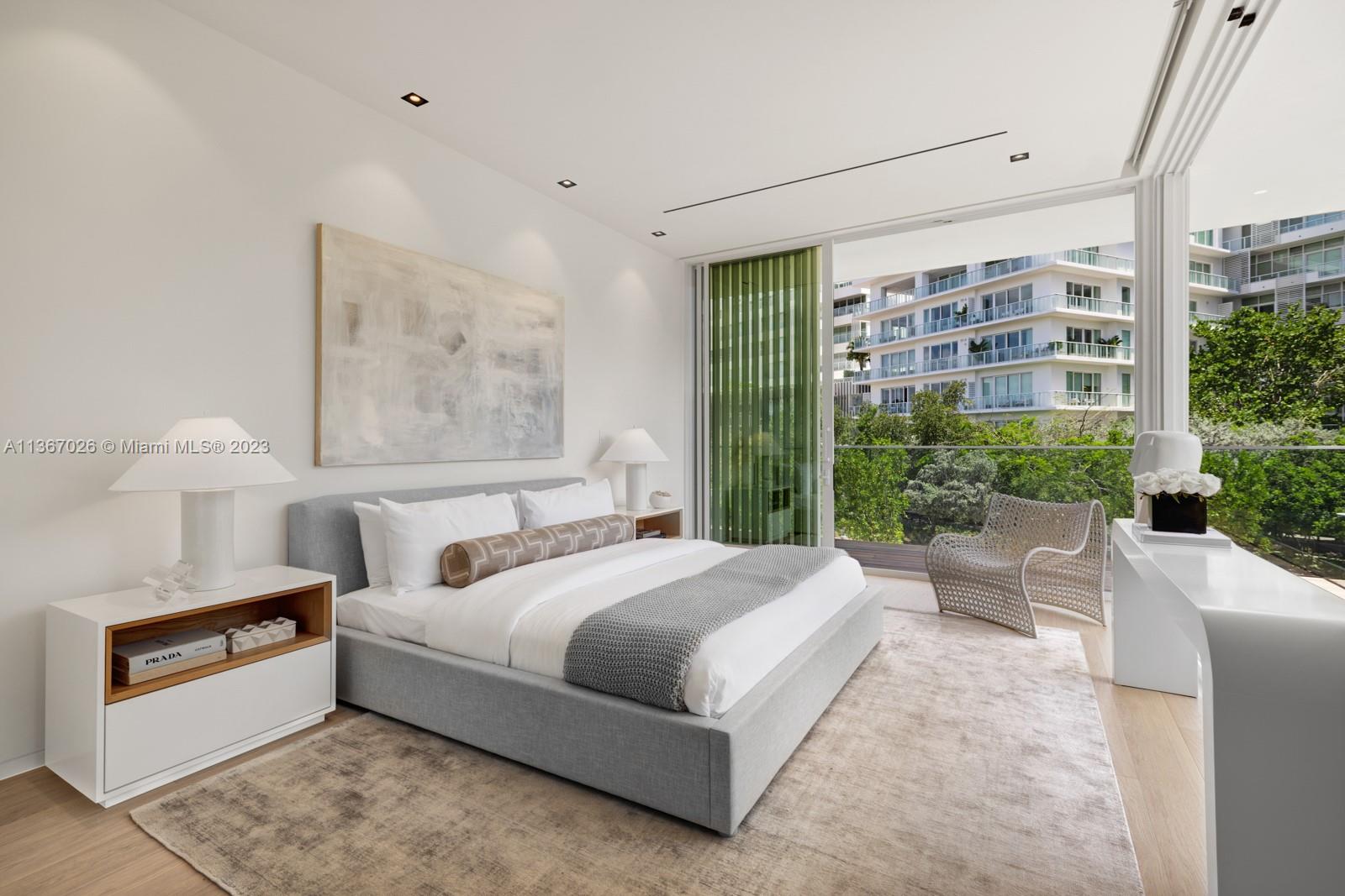 Ritz Carlton Residences - Residential