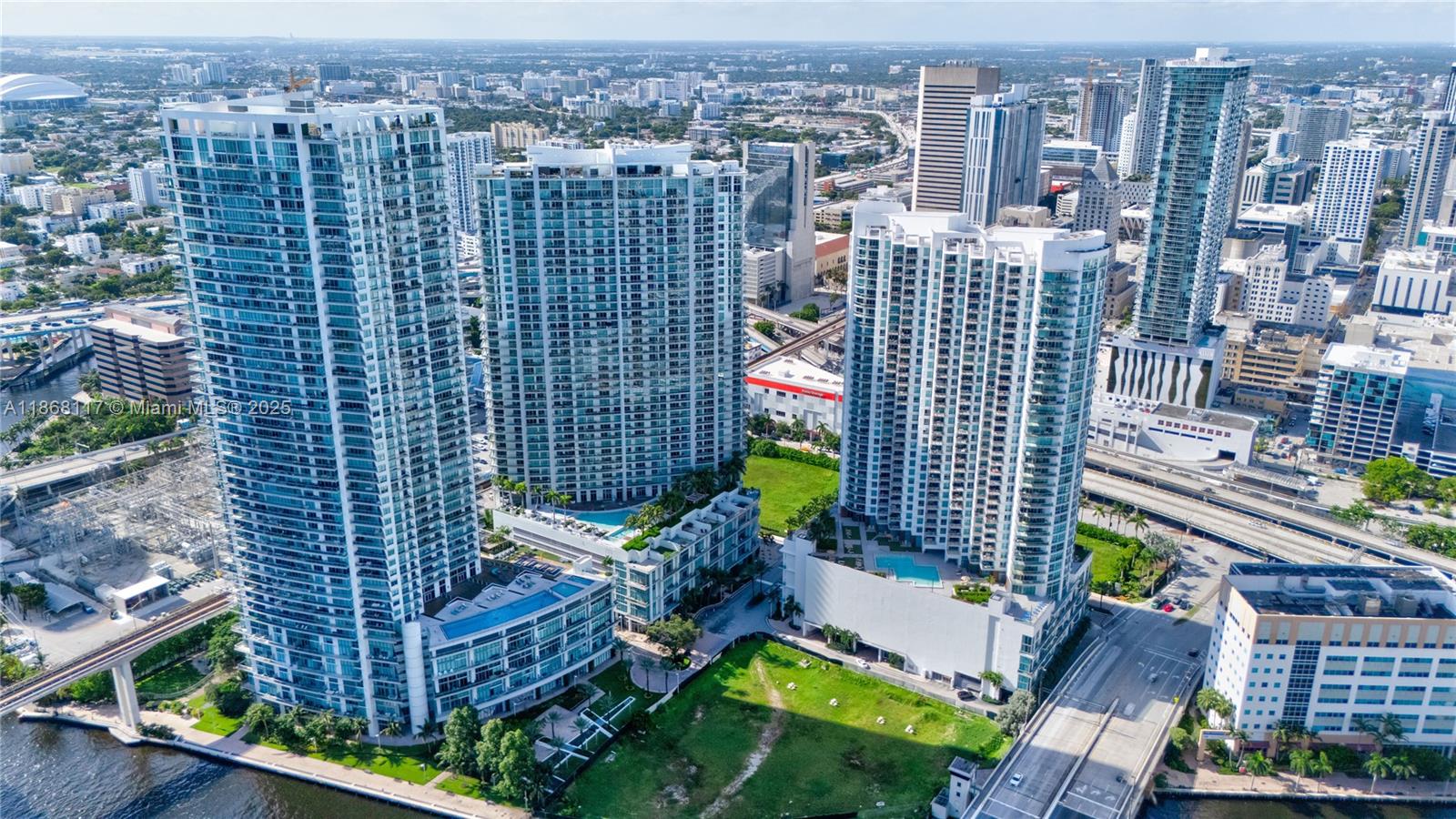 Wind Condo - Residential