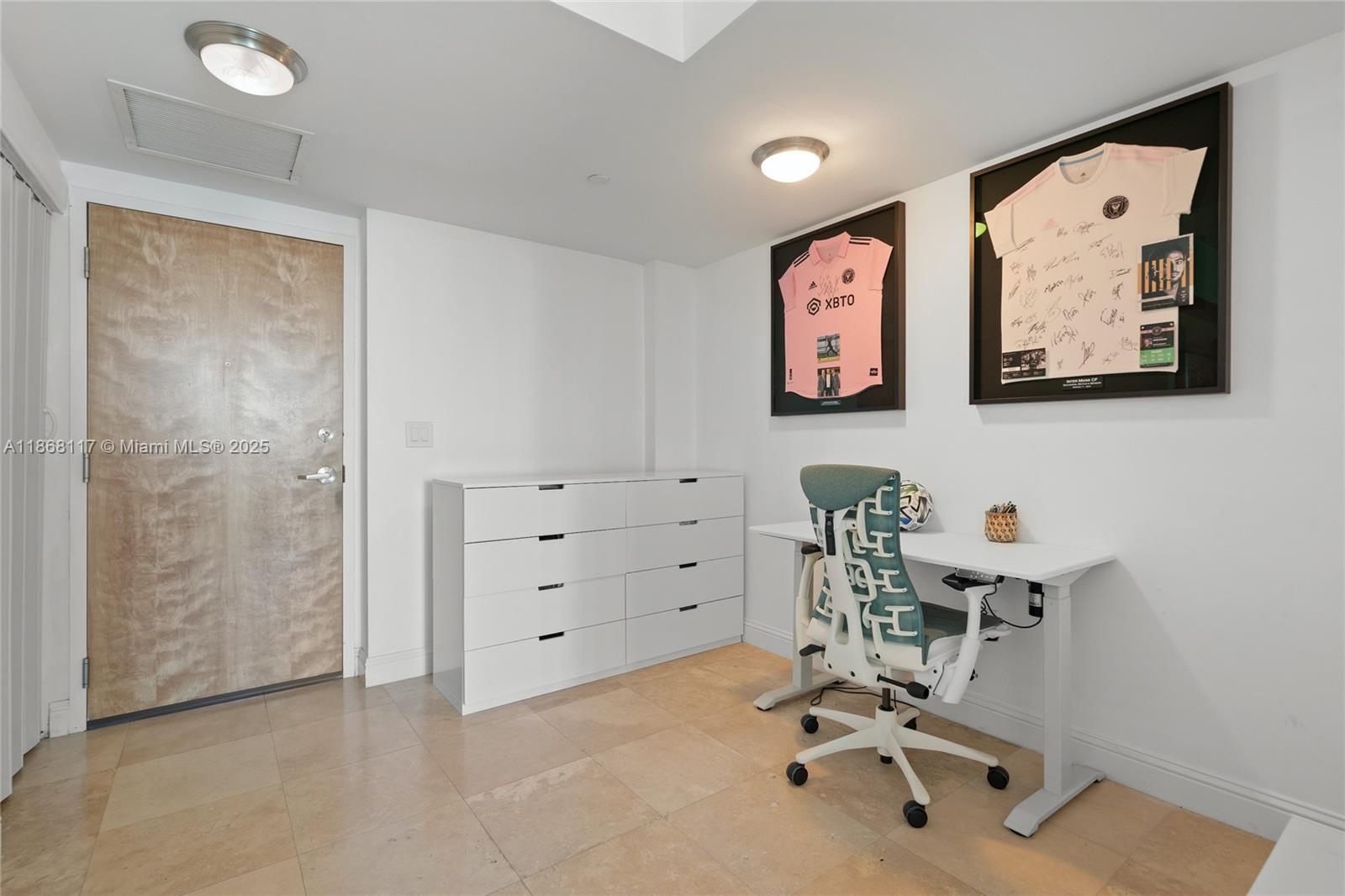 Wind Condo - Residential