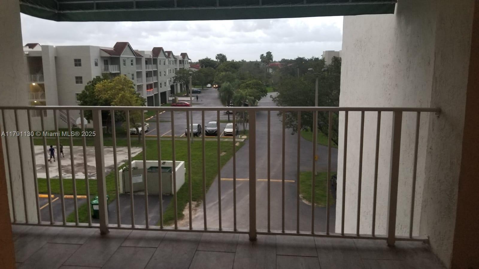 Property for Sale at 8240 Sw 210th St 313, Cutler Bay, Miami-Dade County, Florida - Bedrooms: 1 
Bathrooms: 1  - $223,500