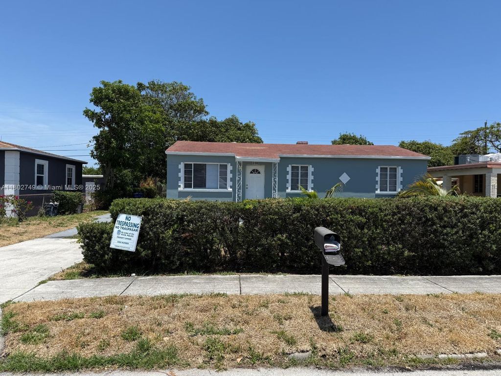 Photo of 350 W 27th St #0, Riviera Beach, FL 33404 (MLS # A11802749)
