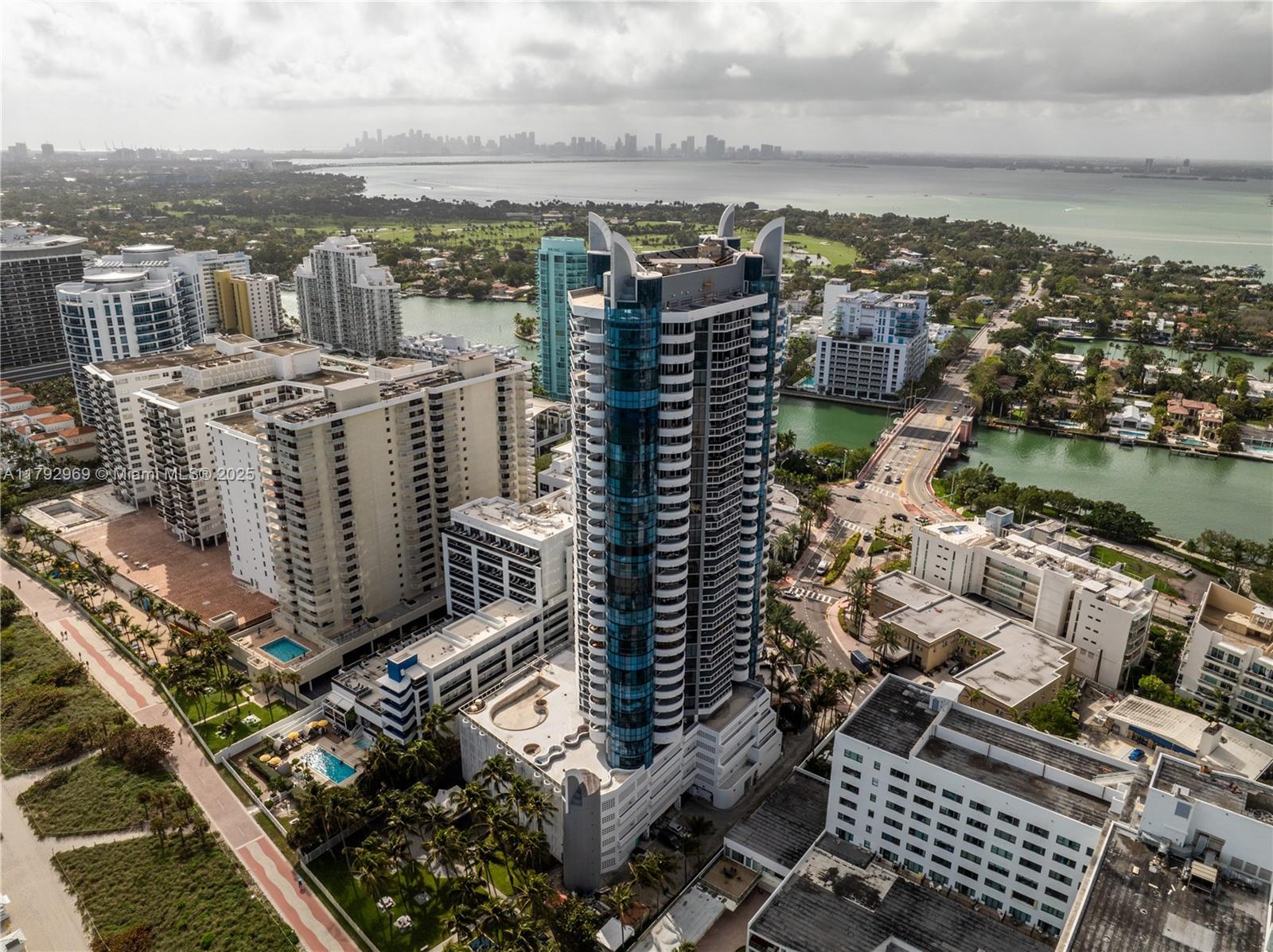 LA GORCE PALACE CONDO - Residential Lease