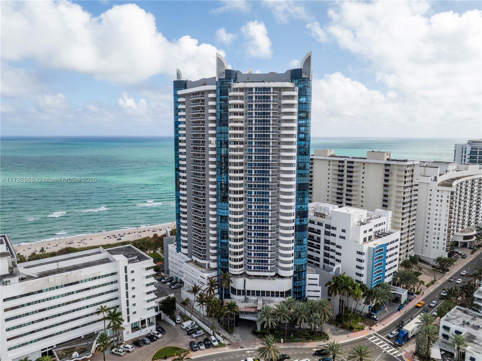 LA GORCE PALACE CONDO - Residential Lease