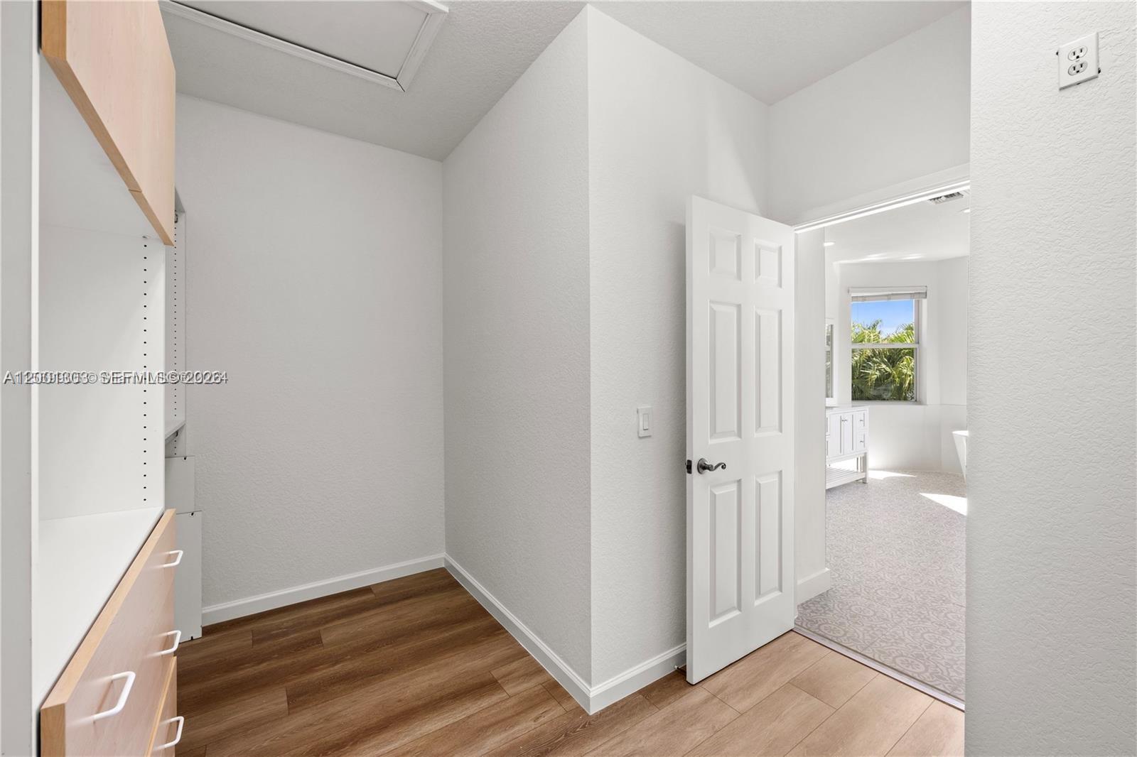 MIRELDA ESTATES - Residential Lease