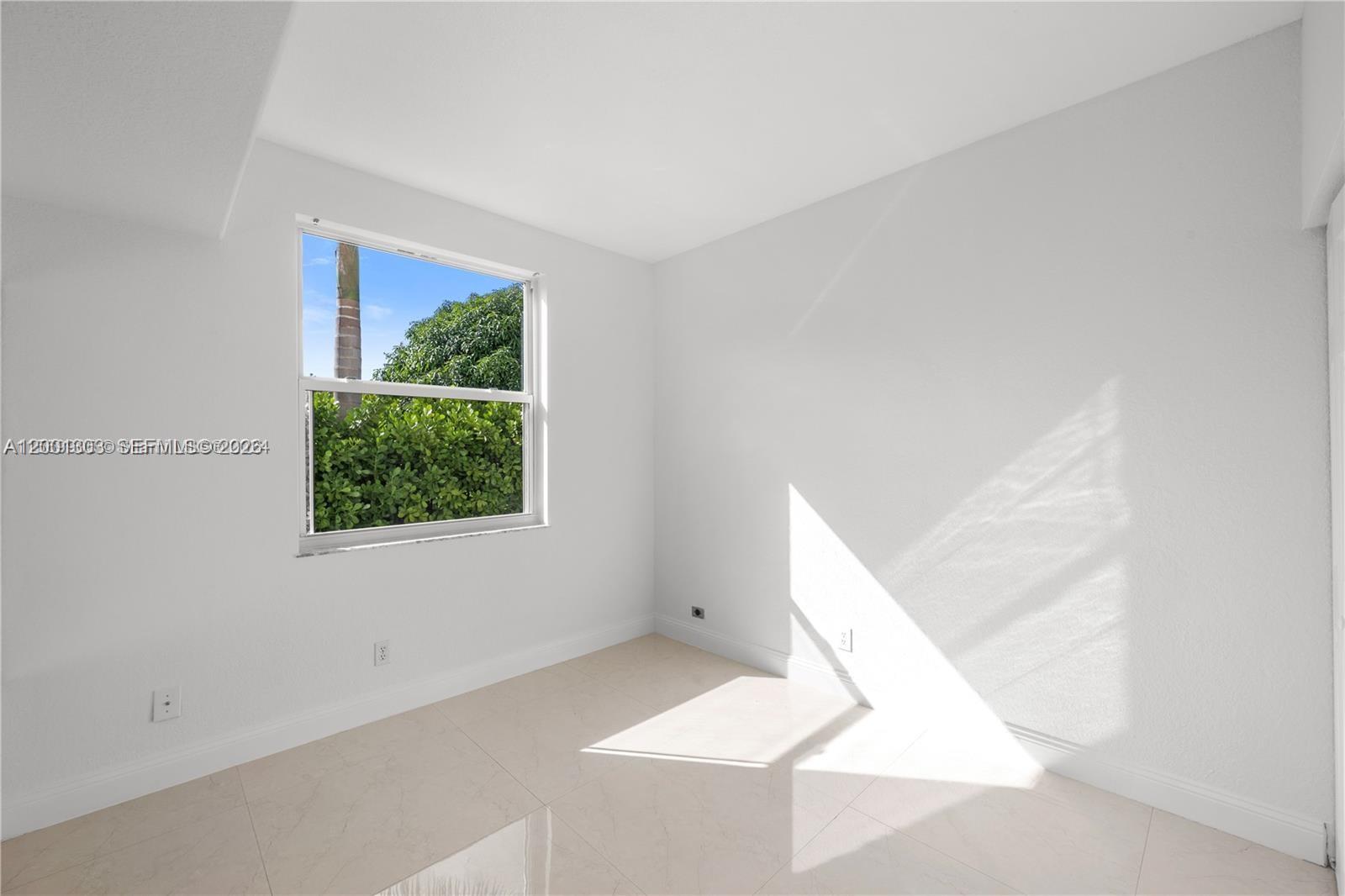 MIRELDA ESTATES - Residential Lease