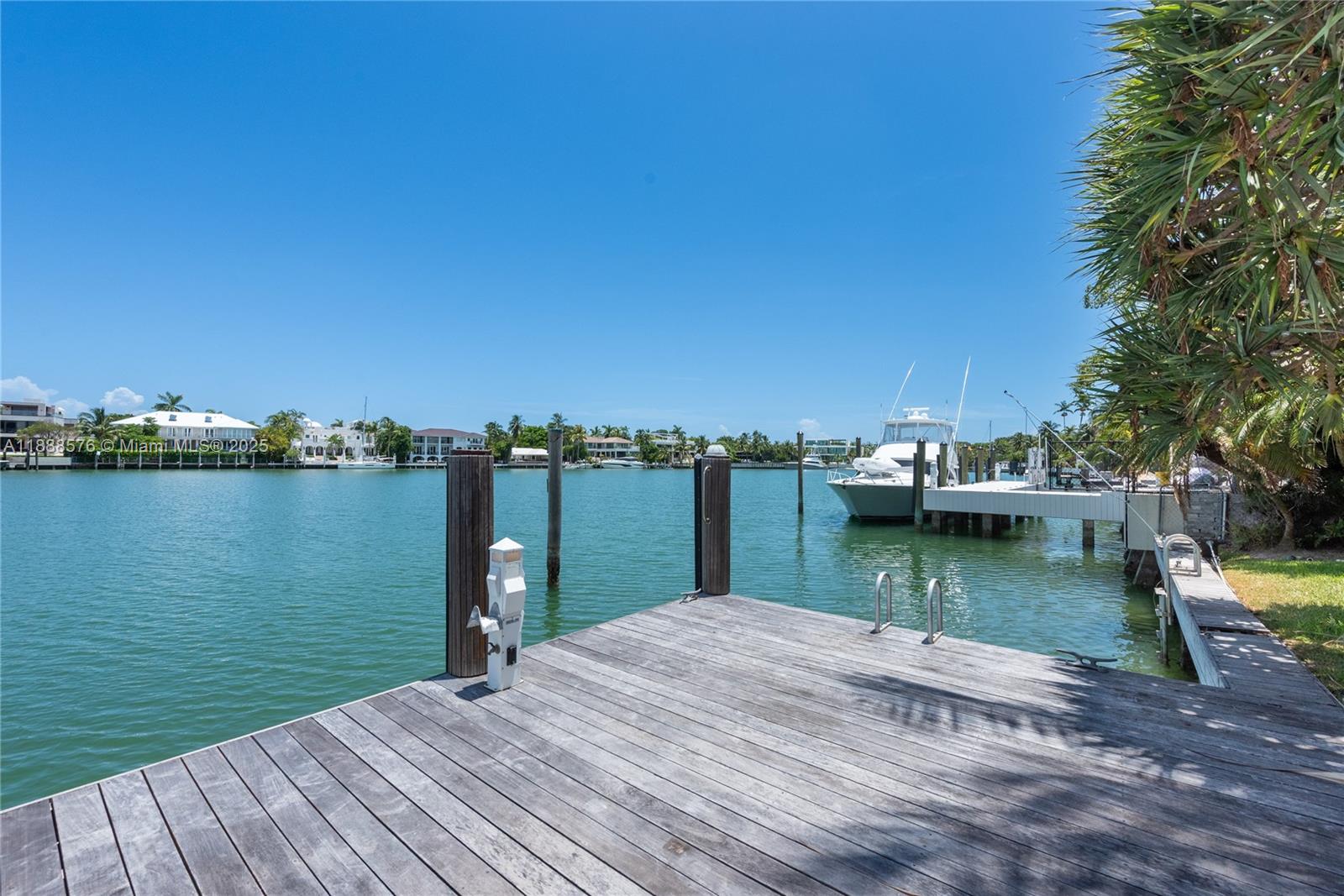 MASHTA ISLAND A REPLAT OF - Residential Lease