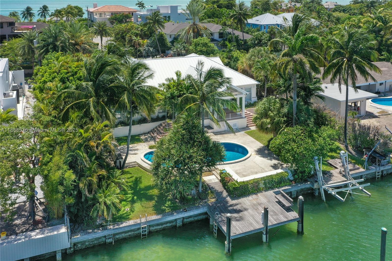 MASHTA ISLAND A REPLAT OF - Residential Lease