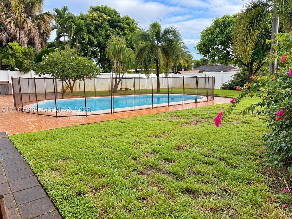 Photo of 4840 NW 10th Ter, Fort Lauderdale, FL 33309 (MLS # A12107885)