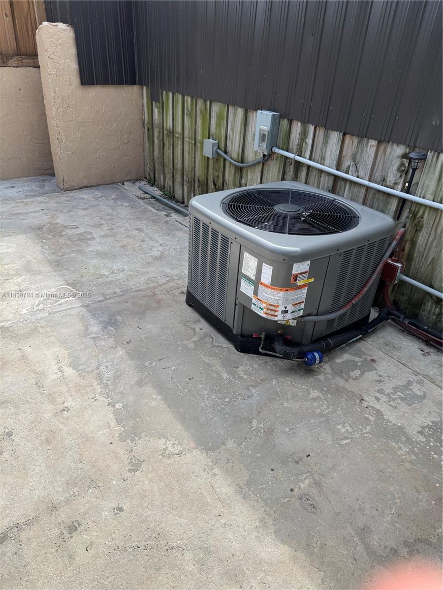 MILLER DREAMS SEC 1 - Residential Lease