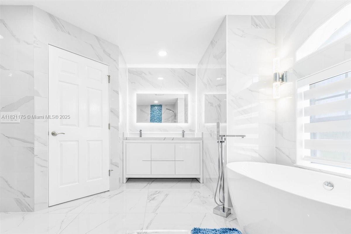 PORT CHARLOTTE SEC 16 - Residential